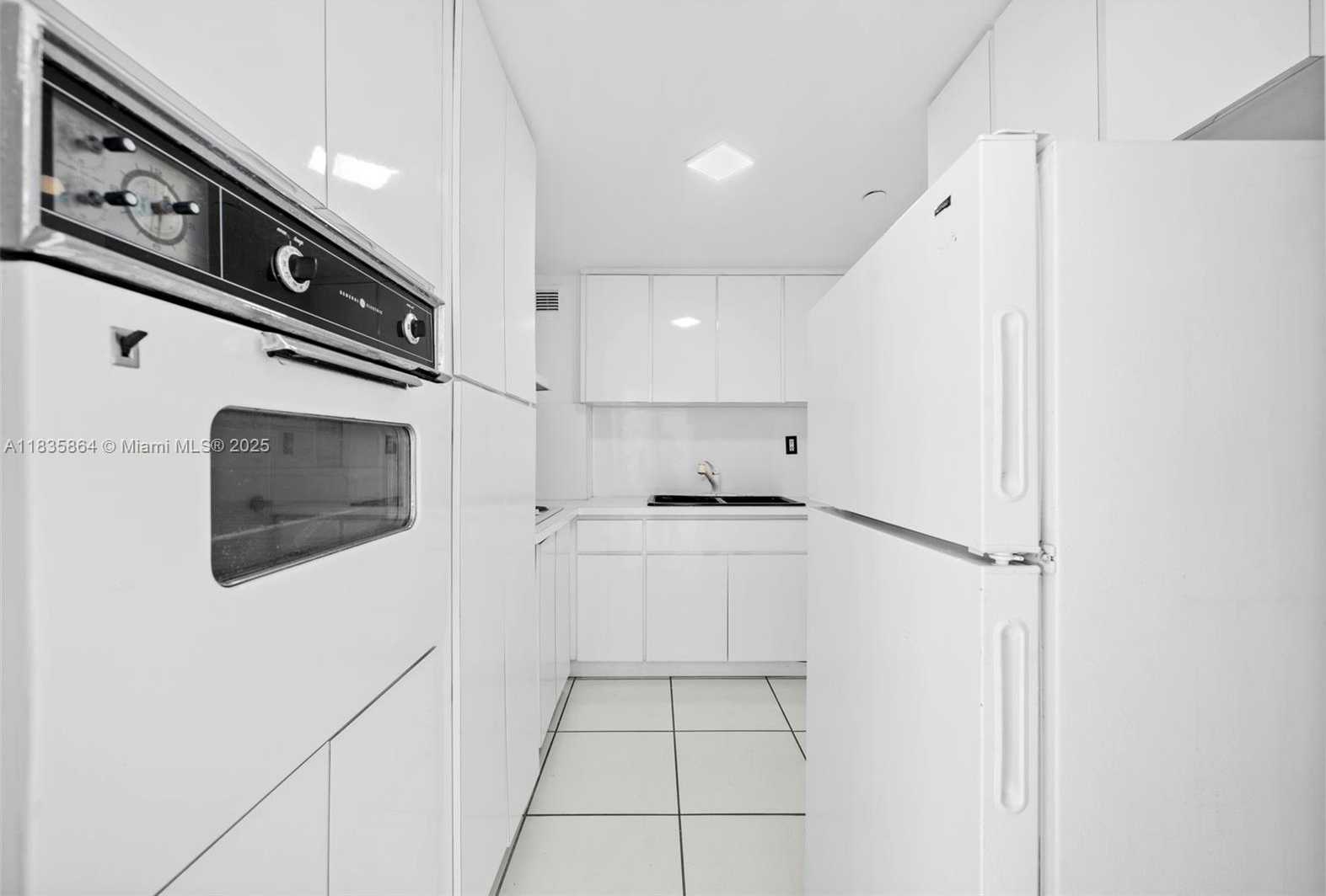 Small Image of 3301 NORTH EAST 5TH AVE #1217, Miami Number 16