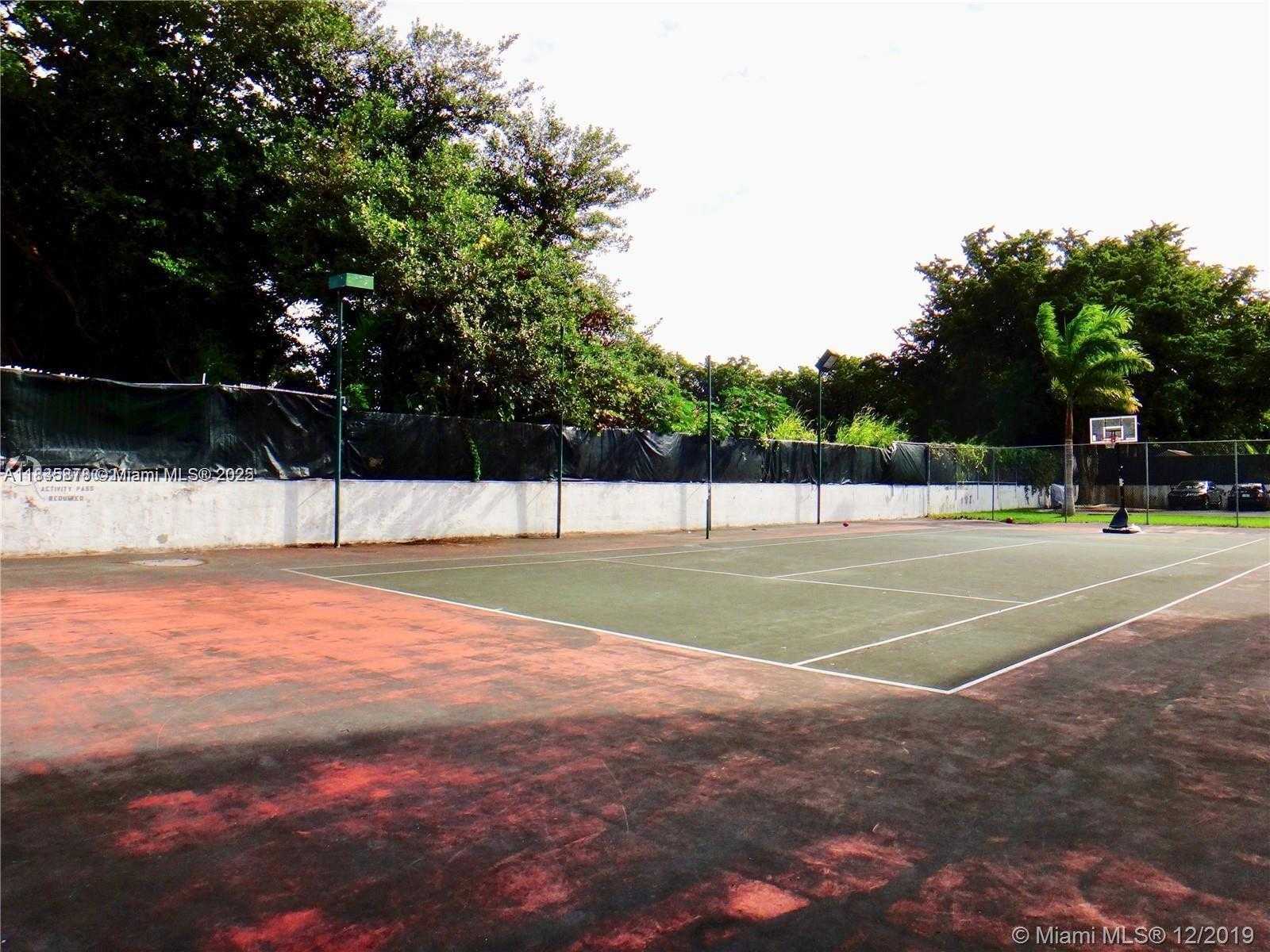 Small Image of 486 NORTH WEST 165TH STREET RD #404, Miami Number 14