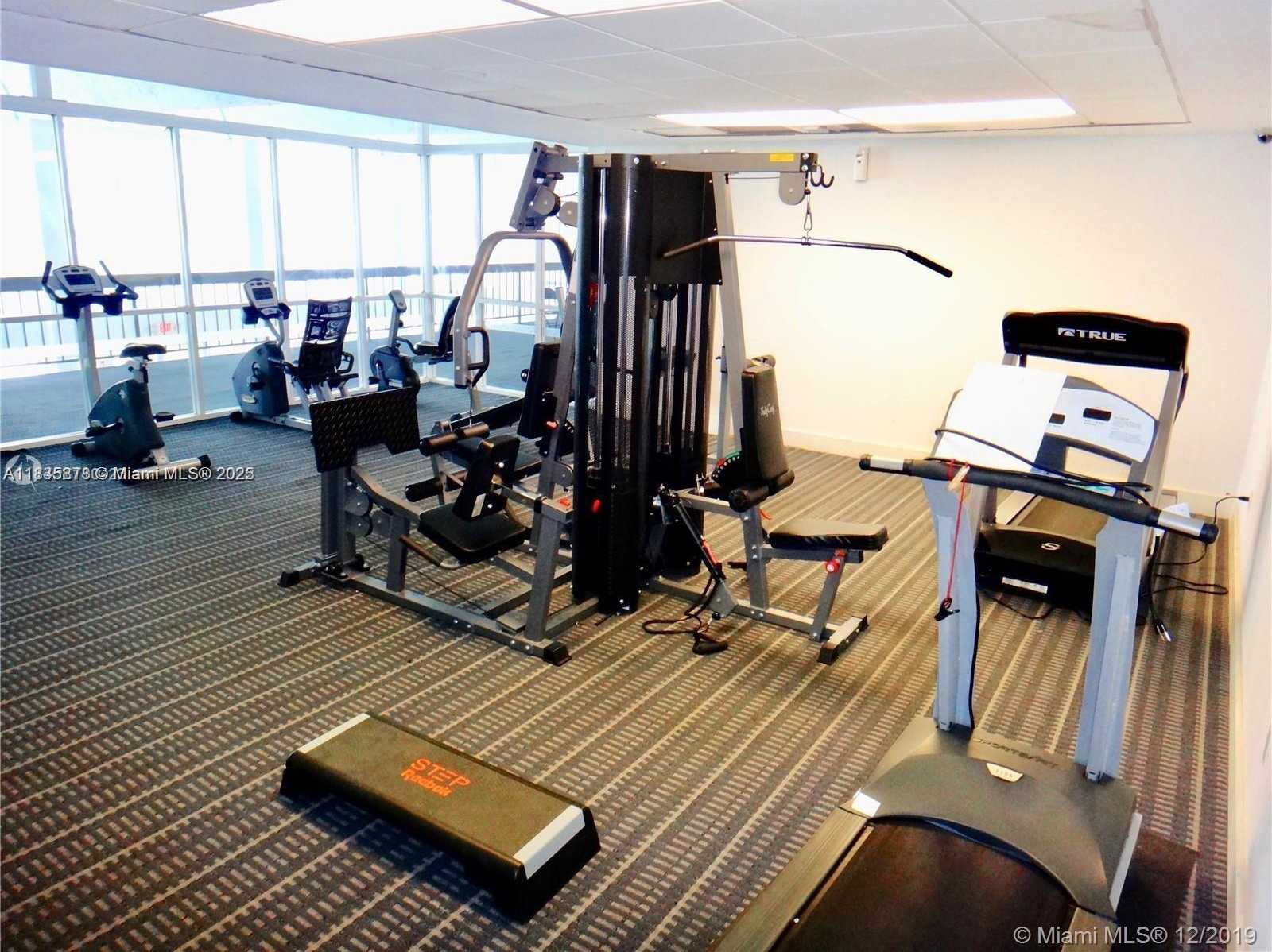 Small Image of 486 NORTH WEST 165TH STREET RD #404, Miami Number 16
