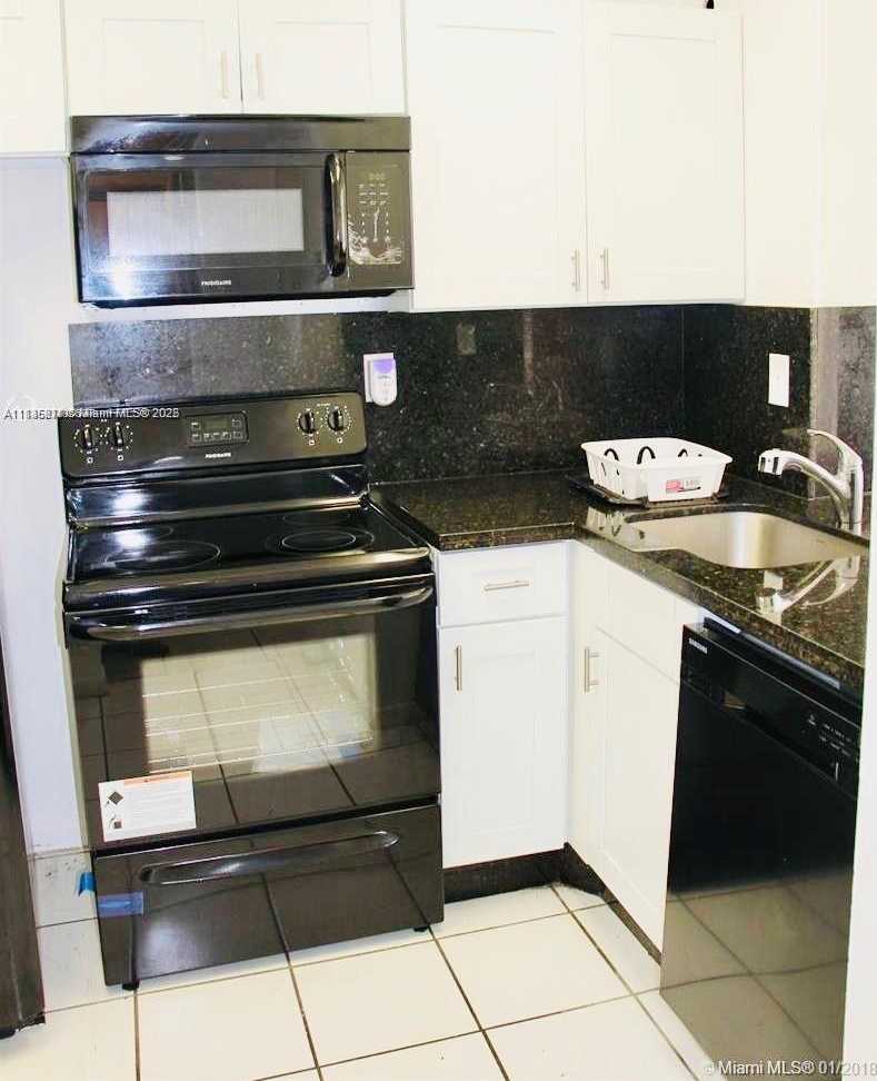 Small Image of 486 NORTH WEST 165TH STREET RD #404, Miami Number 2