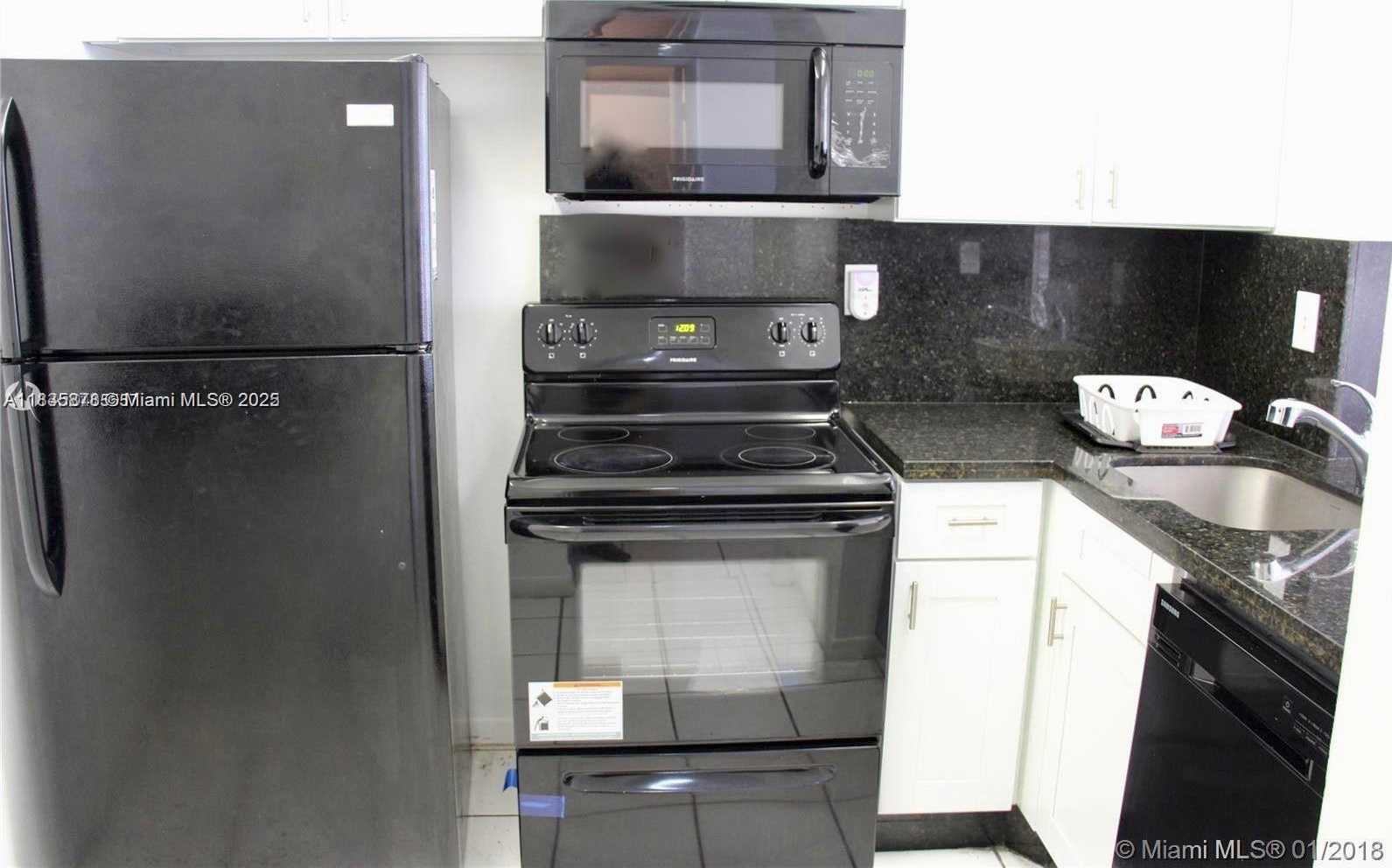 Small Image of 486 NORTH WEST 165TH STREET RD #404, Miami Number 3