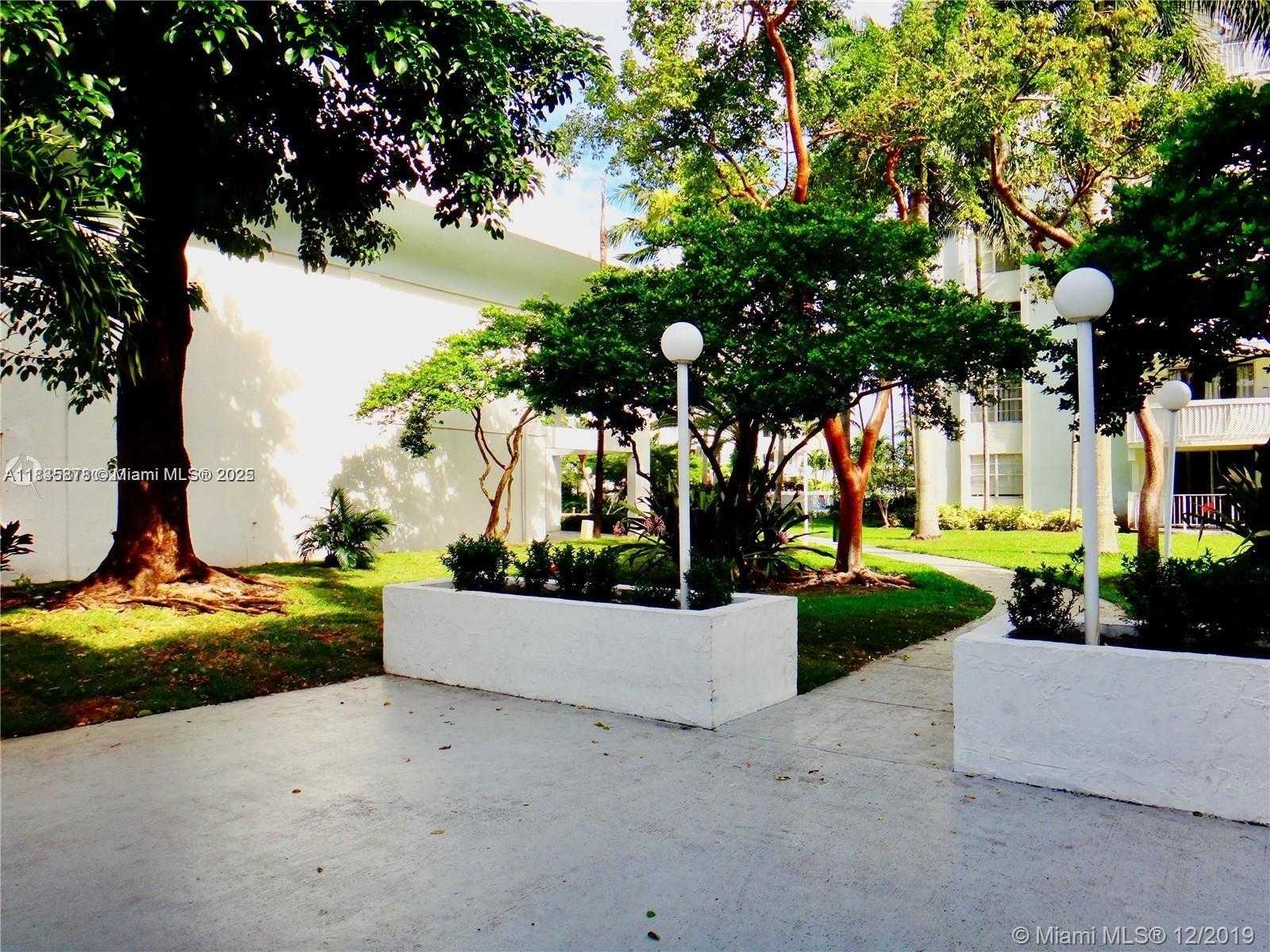 Small Image of 486 NORTH WEST 165TH STREET RD #404, Miami Number 7