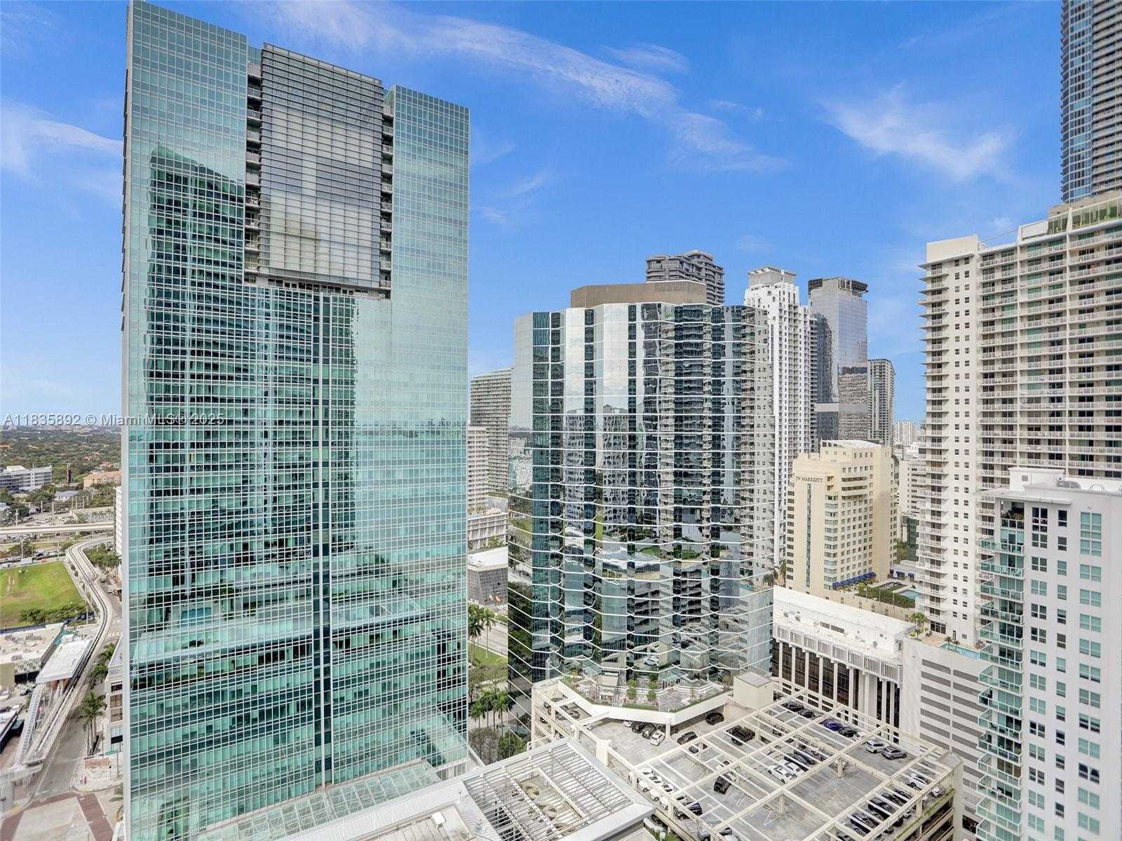 Small Image of 1300 BRICKELL BAY DR #2702, Miami Number 40