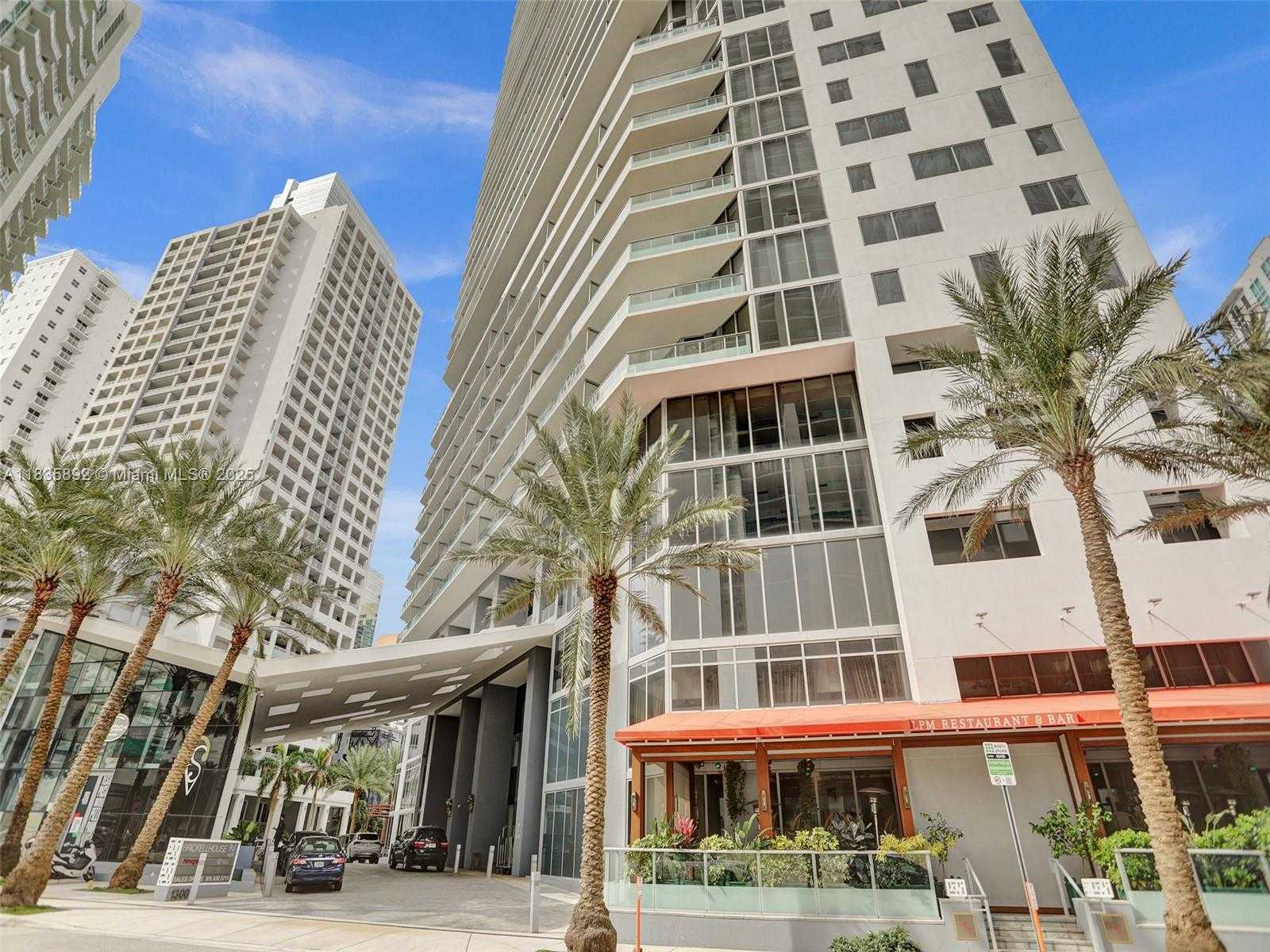 Small Image of 1300 BRICKELL BAY DR #2702, Miami Number 44