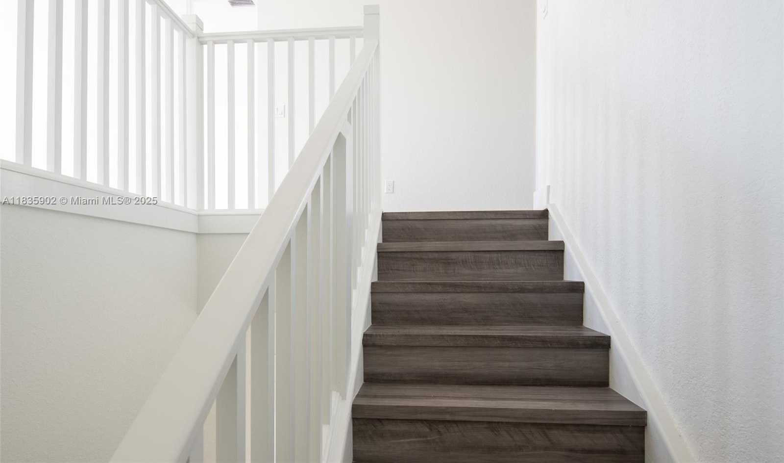 Small Image of 8327 SOUTH WEST 121 TER, Miami Number 19