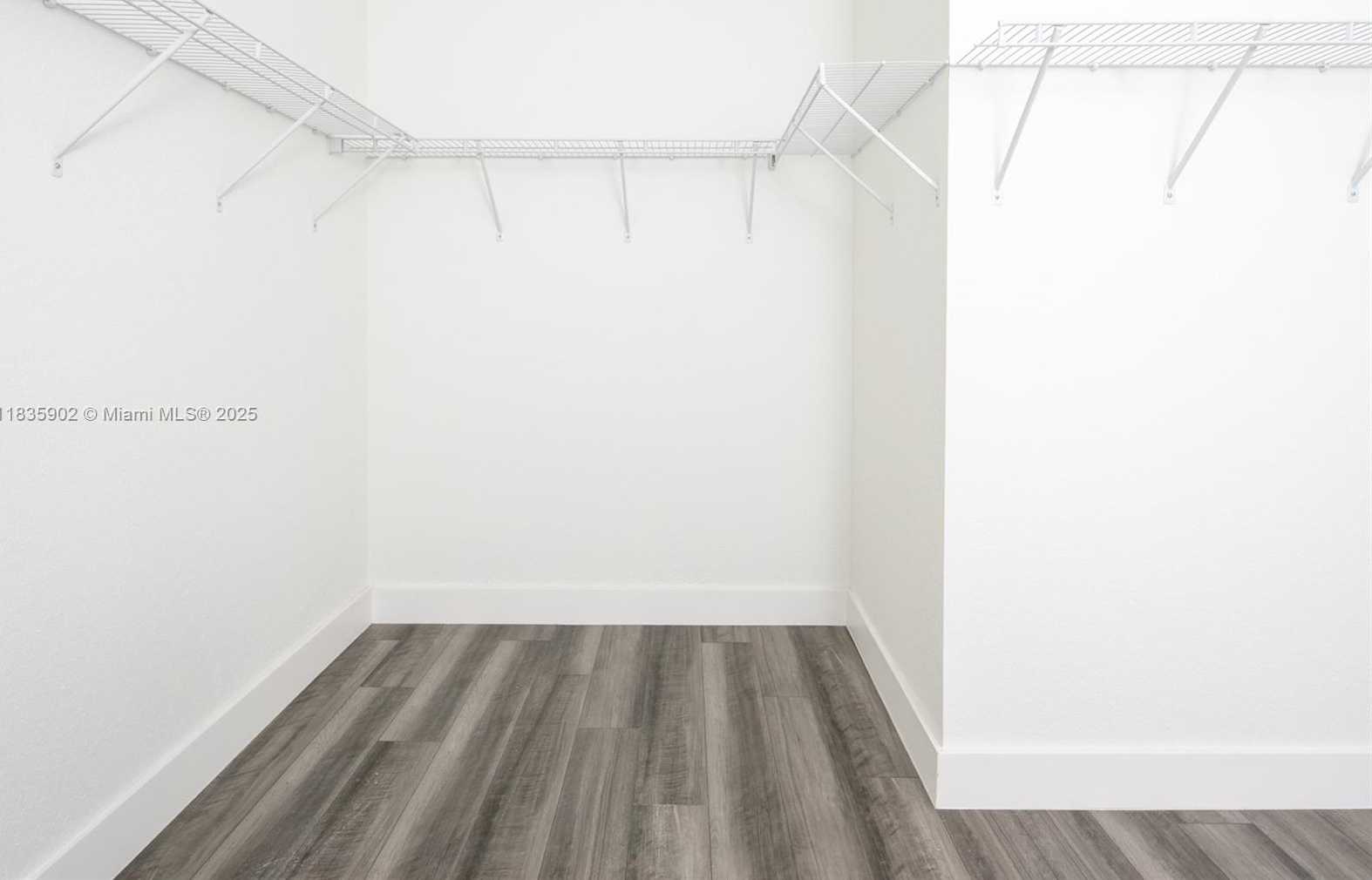 Small Image of 8327 SOUTH WEST 121 TER, Miami Number 26