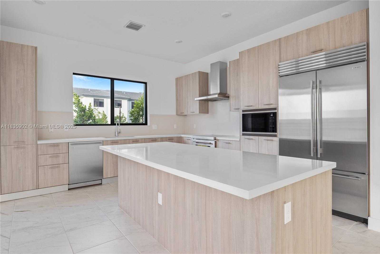Small Image of 8327 SOUTH WEST 121 TER, Miami Number 9