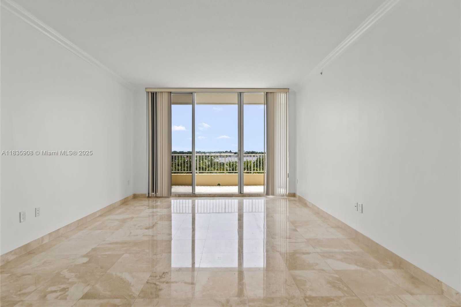 Small Image of 703 CRANDON BLVD #PH-3, Key Biscayne Number 16