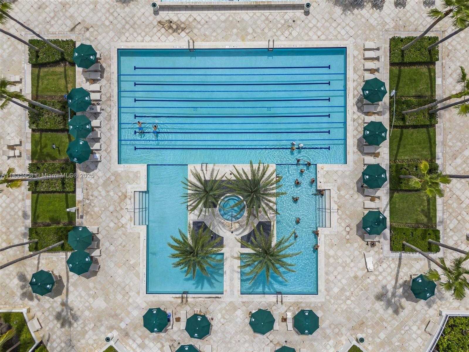 Small Image of 703 CRANDON BLVD #PH-3, Key Biscayne Number 36