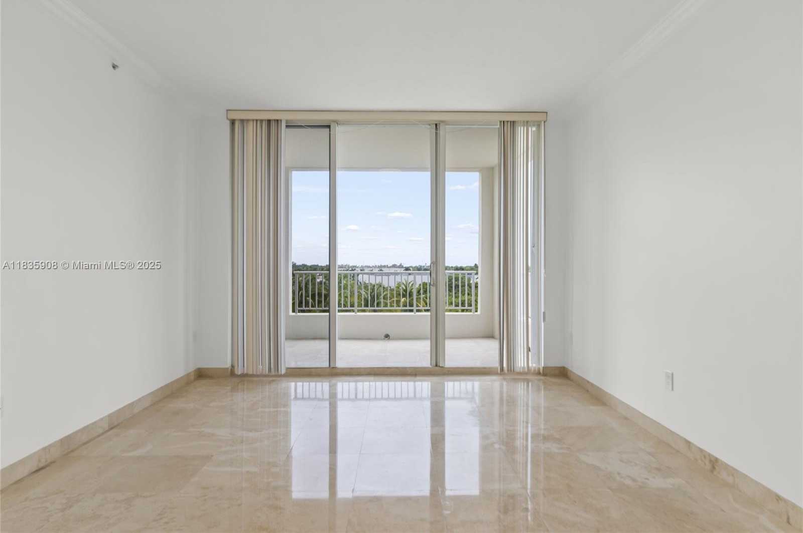 Small Image of 703 CRANDON BLVD #PH-3, Key Biscayne Number 8