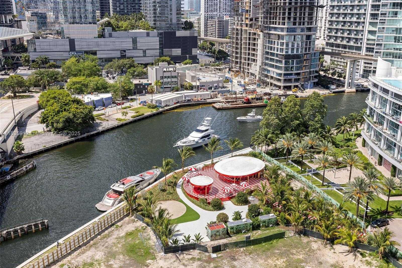 Small Image of 350 SOUTH MIAMI AVE #1804, Miami Number 26