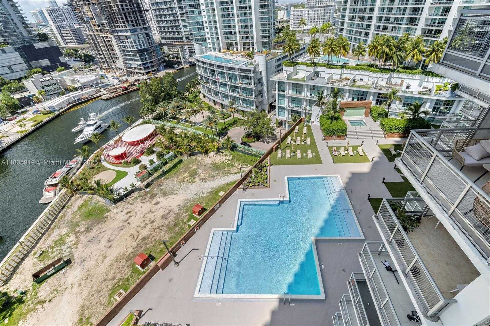 Small Image of 350 SOUTH MIAMI AVE #1804, Miami Number 28