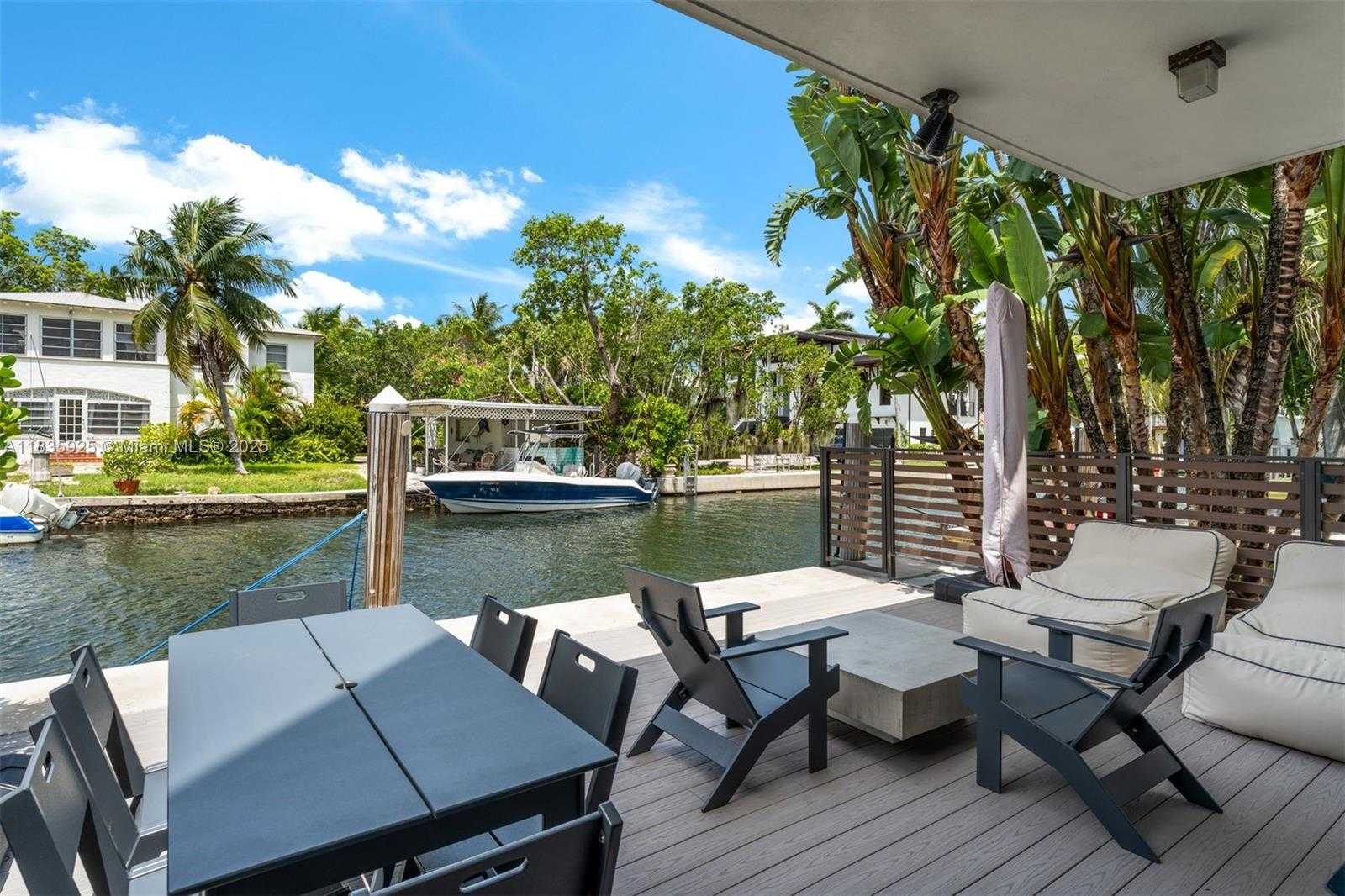 Small Image of 3560 WEST FAIRVIEW ST, Miami Number 3
