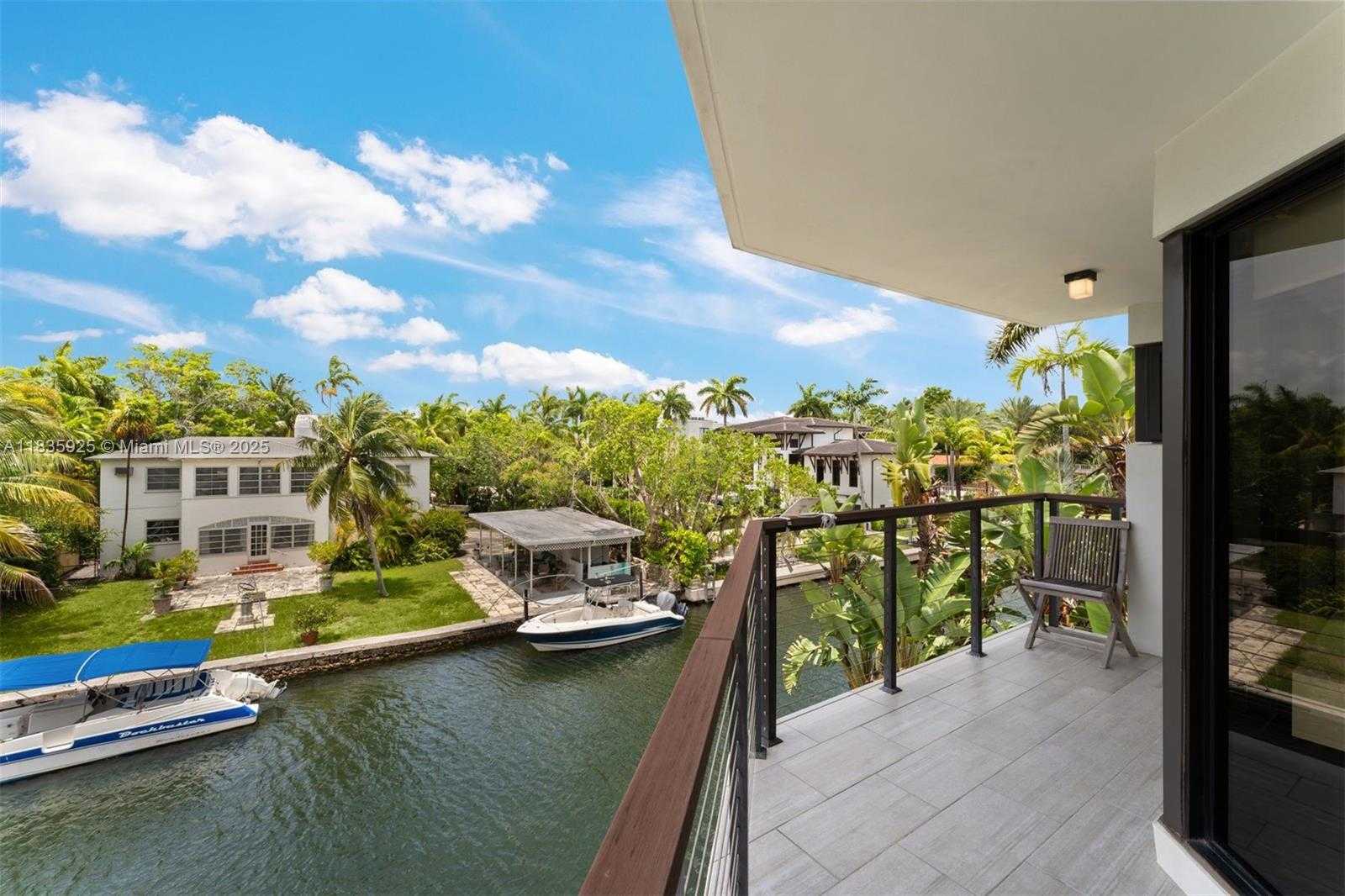 Small Image of 3560 WEST FAIRVIEW ST, Miami Number 49