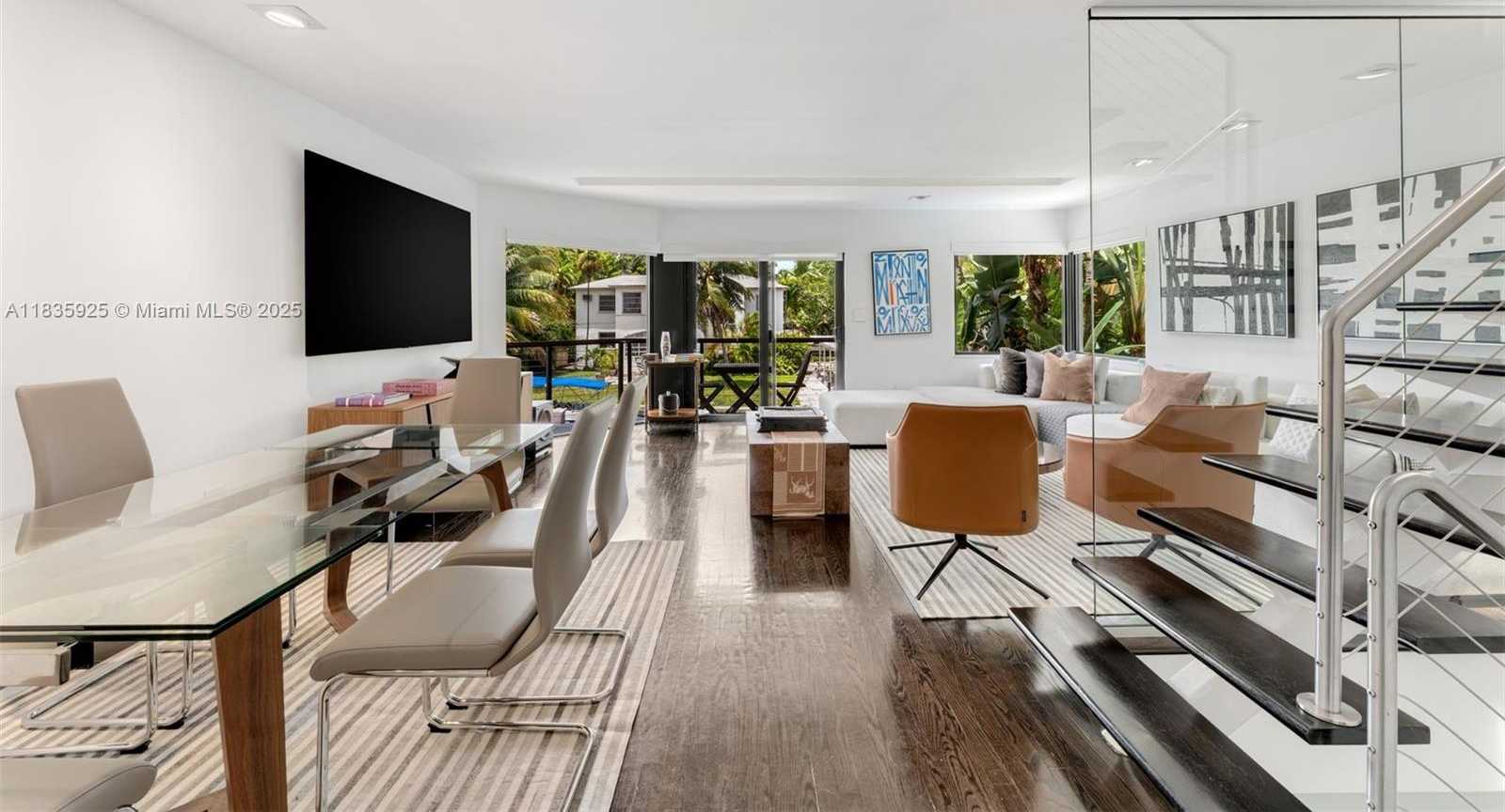 Small Image of 3560 WEST FAIRVIEW ST, Miami Number 7