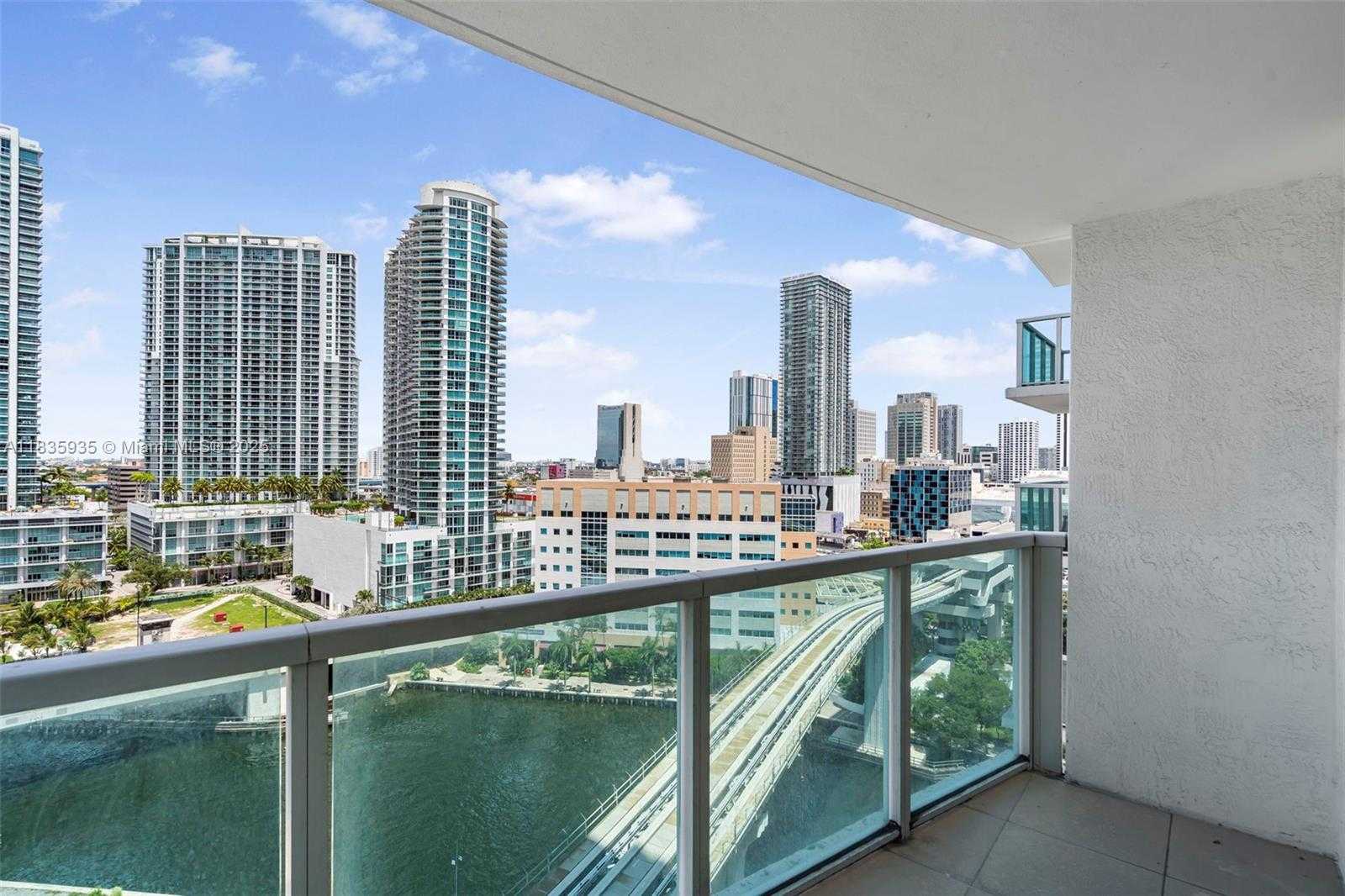 Small Image of 31 SOUTH EAST 5TH ST #1705, Miami Number 17