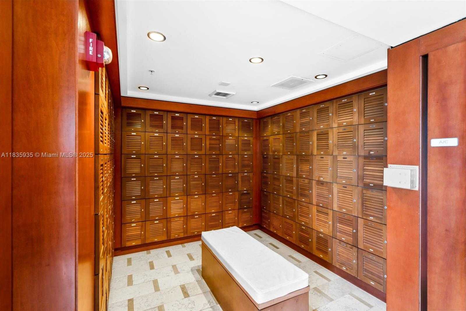 Small Image of 31 SOUTH EAST 5TH ST #1705, Miami Number 31