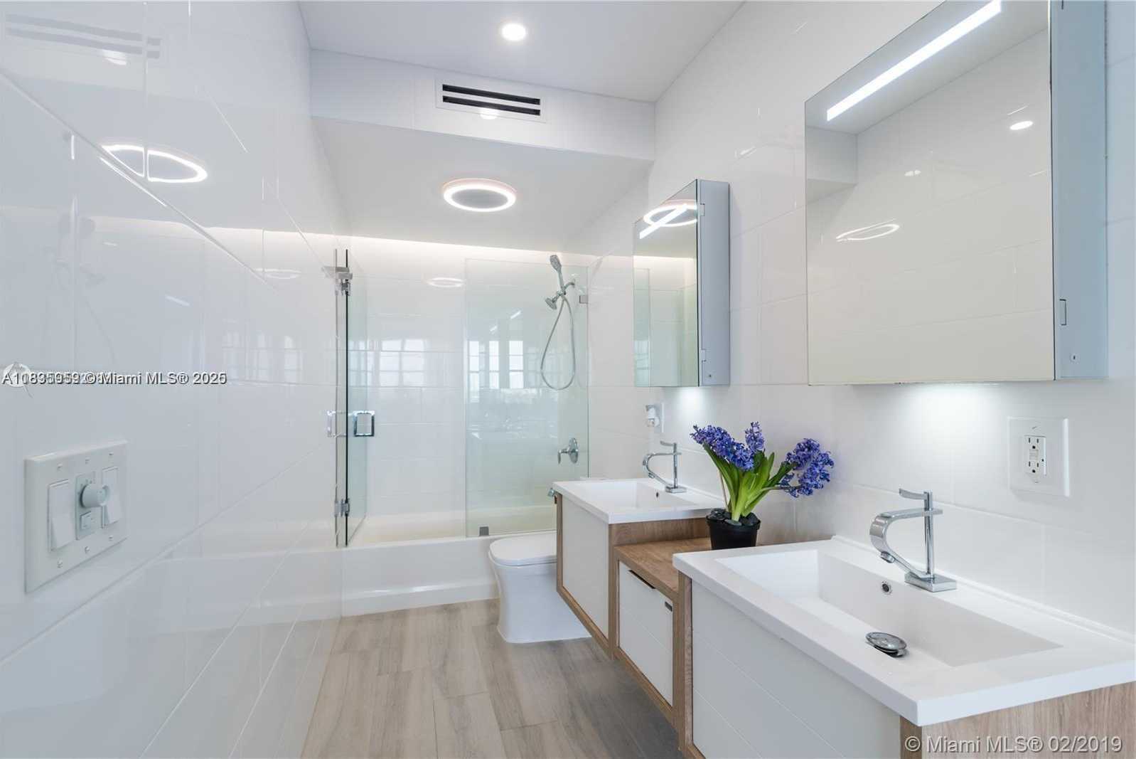 Small Image of 3 ISLAND AVE #09D, Miami Beach Number 10