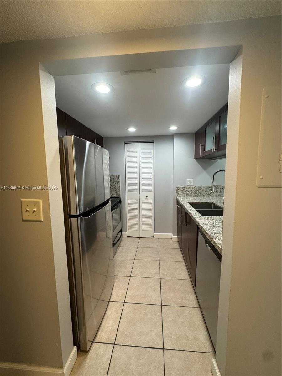 Small Image of 800 NORTH MIAMI AVE #E-1710, Miami Number 2