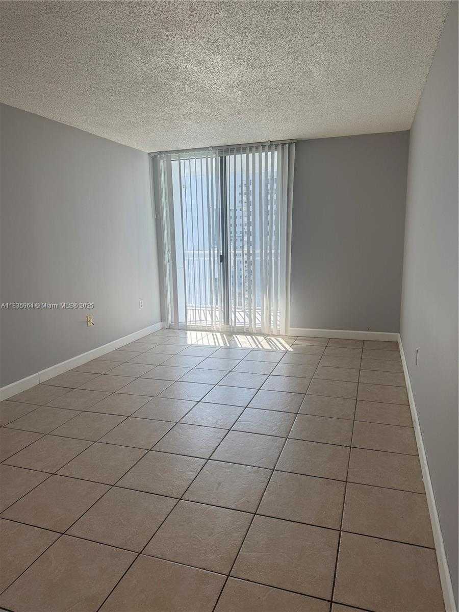 Small Image of 800 NORTH MIAMI AVE #E-1710, Miami Number 6