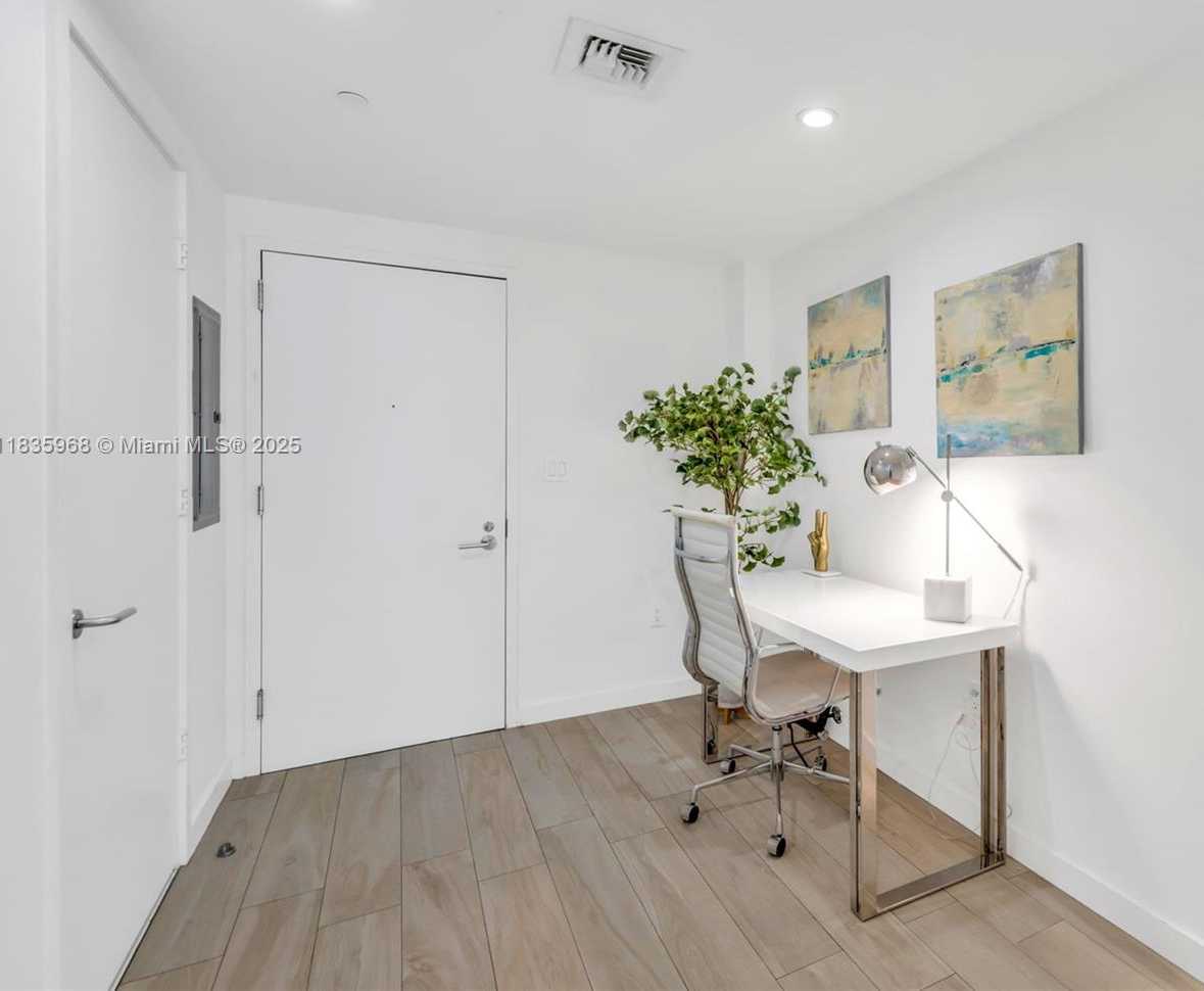 Small Image of 1300 SOUTH MIAMI AVE #1208, Miami Number 10