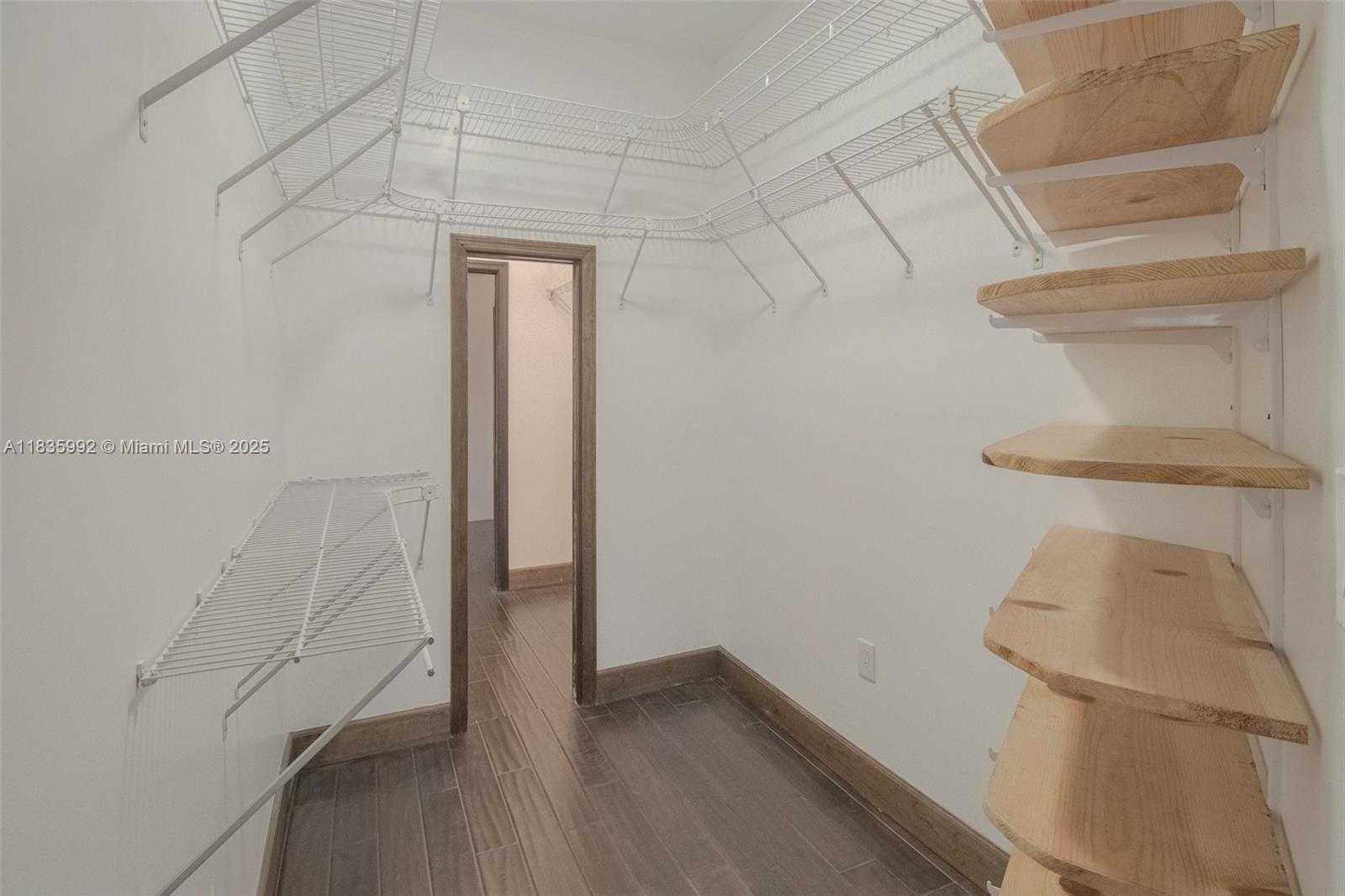 Small Image of 3722 ROYAL PALM AVE, Miami Beach Number 20