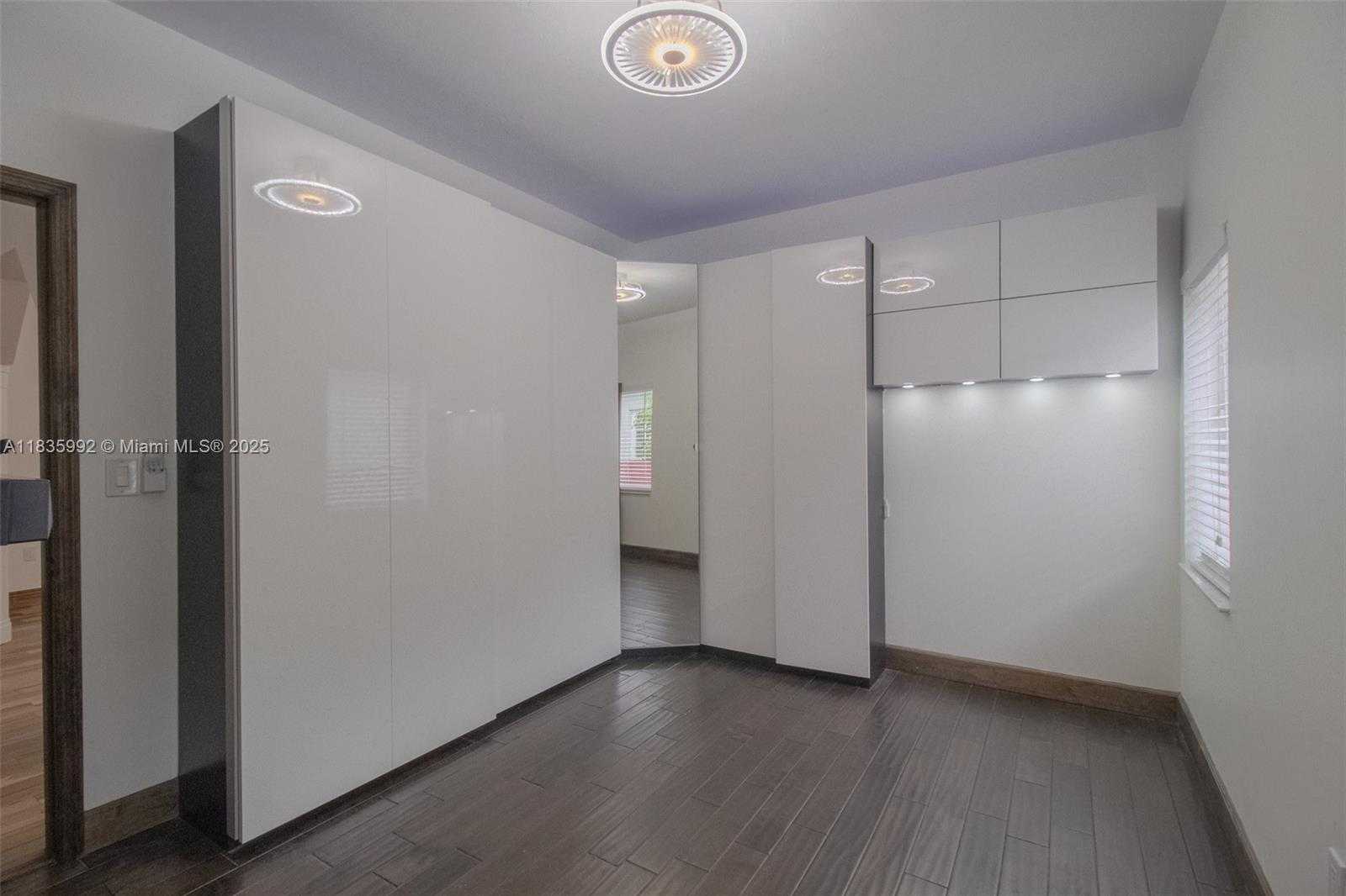 Small Image of 3722 ROYAL PALM AVE, Miami Beach Number 23