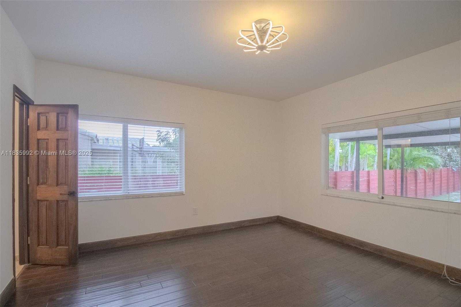 Small Image of 3722 ROYAL PALM AVE, Miami Beach Number 28