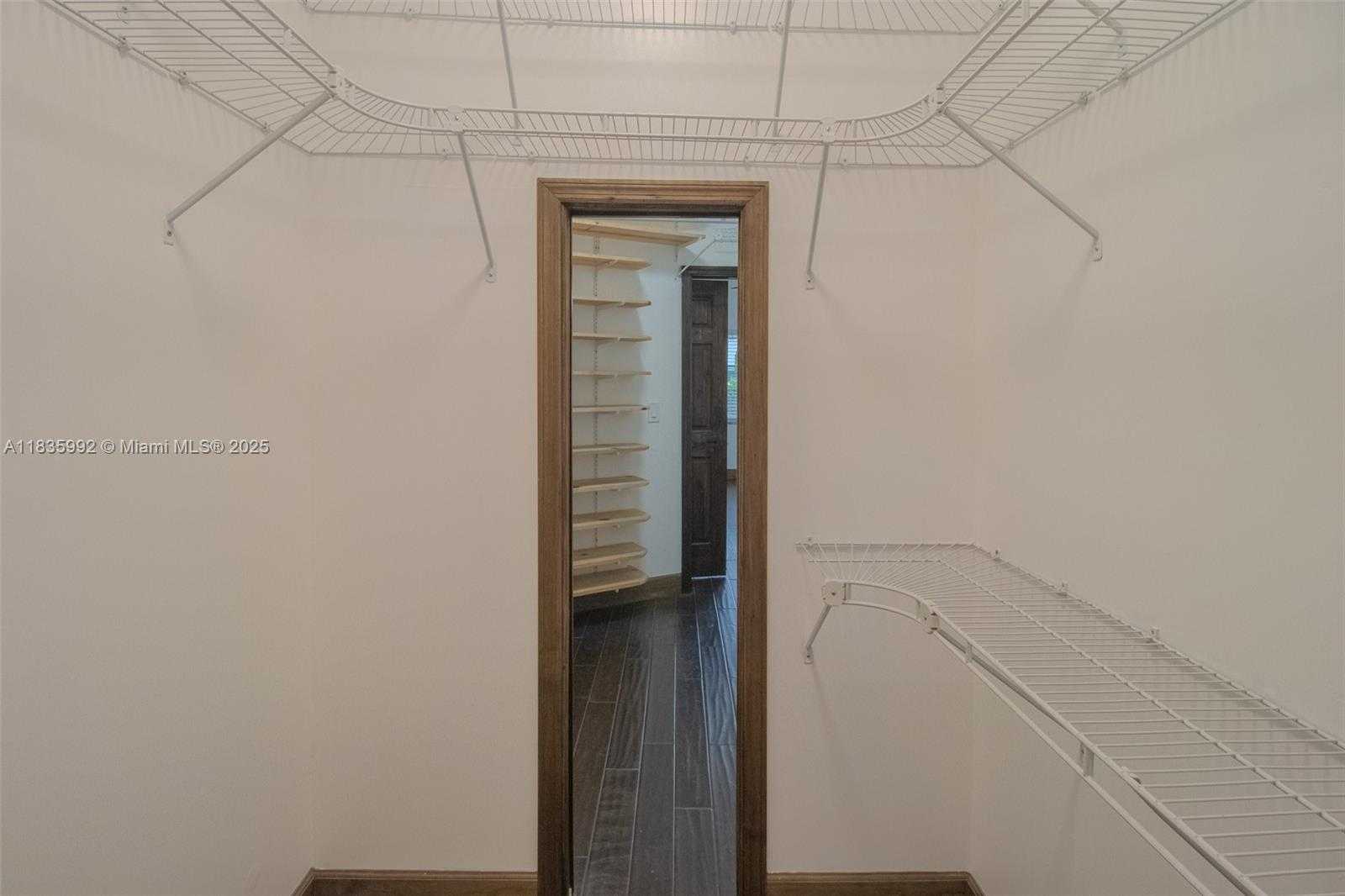 Small Image of 3722 ROYAL PALM AVE, Miami Beach Number 32