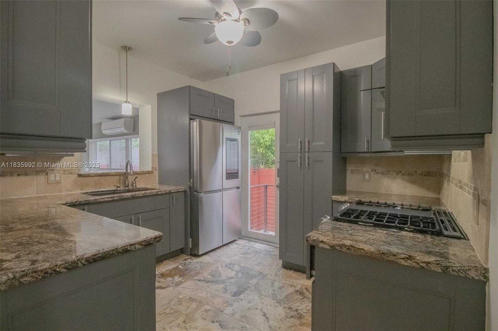 Small Image of 3722 ROYAL PALM AVE, Miami Beach Number 35