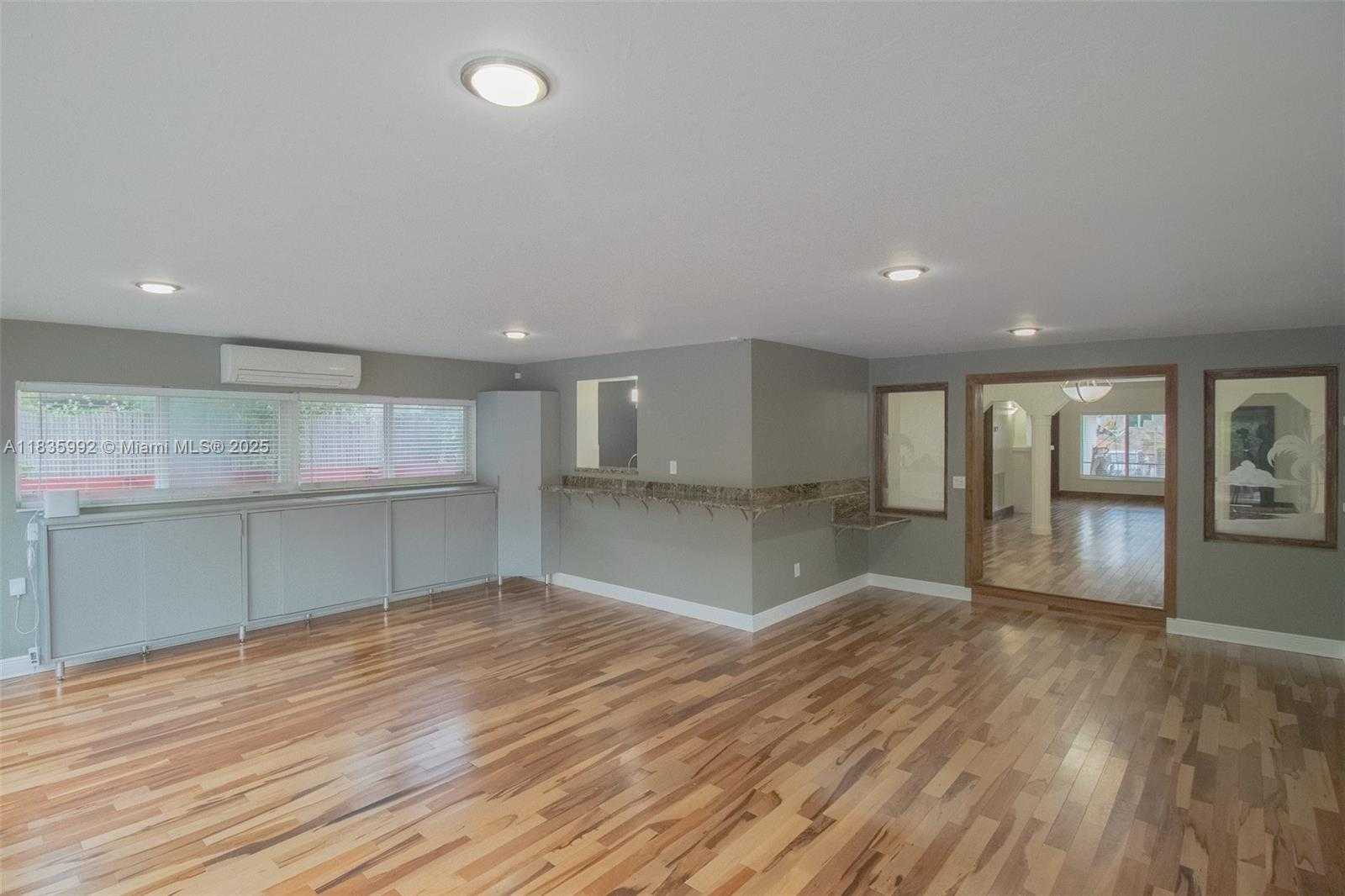 Small Image of 3722 ROYAL PALM AVE, Miami Beach Number 44