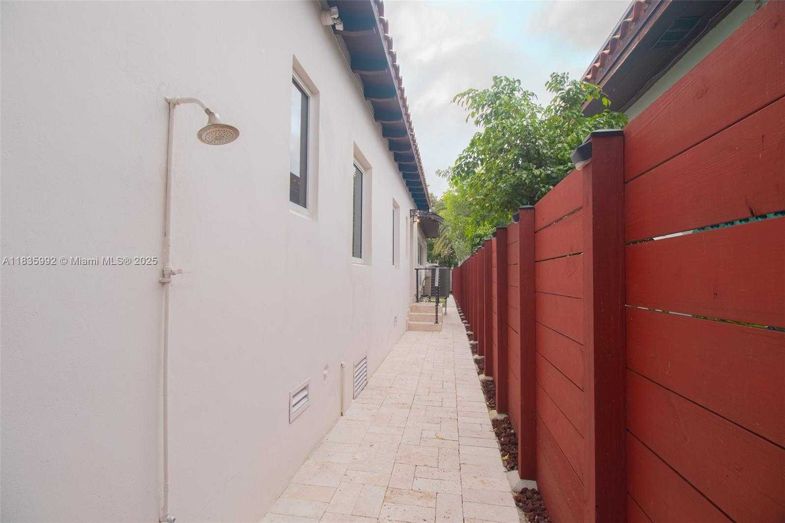 Small Image of 3722 ROYAL PALM AVE, Miami Beach Number 50