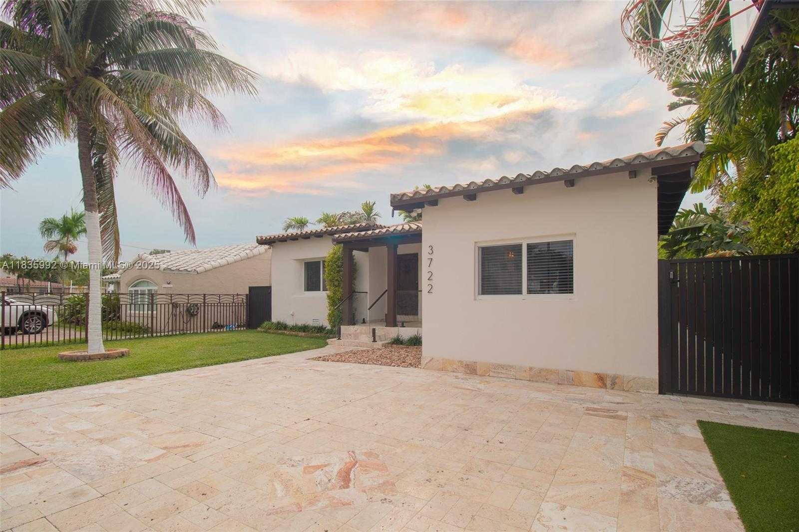 Small Image of 3722 ROYAL PALM AVE, Miami Beach Number 6