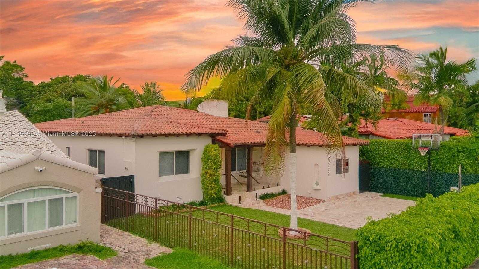 Small Image of 3722 ROYAL PALM AVE, Miami Beach Number 9