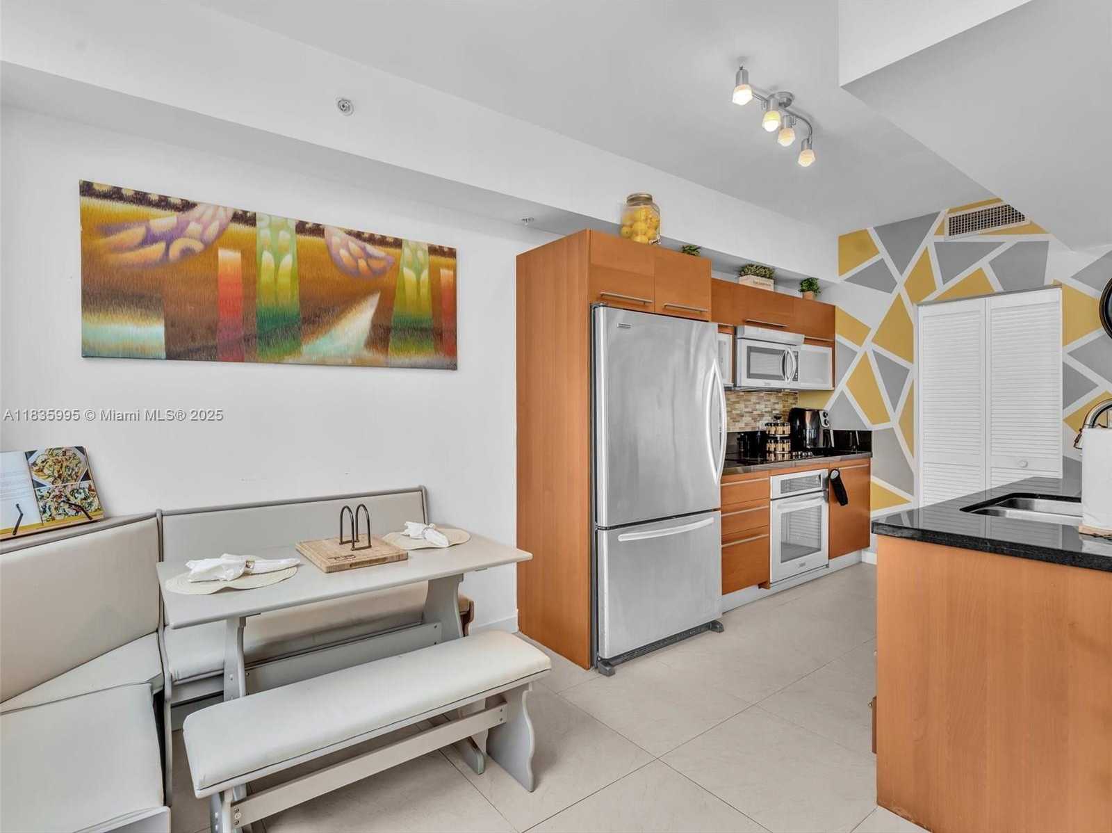 Small Image of 253 NORTH EAST 2ND ST #2208, Miami Number 13