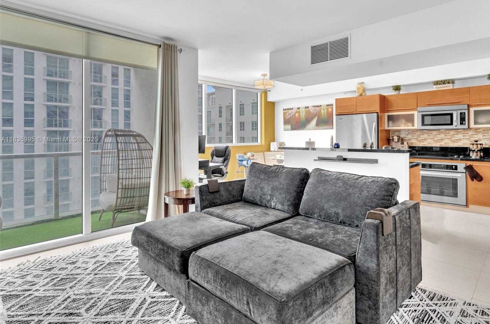 Small Image of 253 NORTH EAST 2ND ST #2208, Miami Number 14