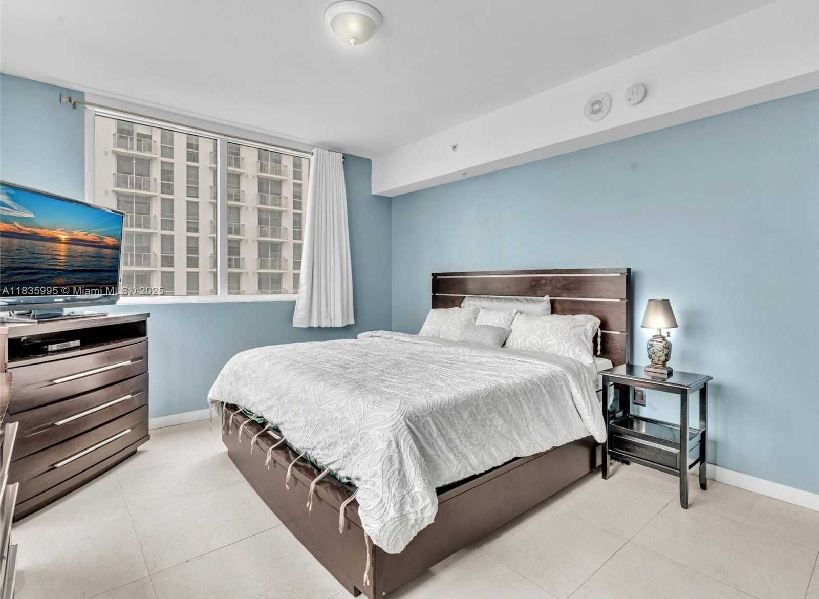Small Image of 253 NORTH EAST 2ND ST #2208, Miami Number 25