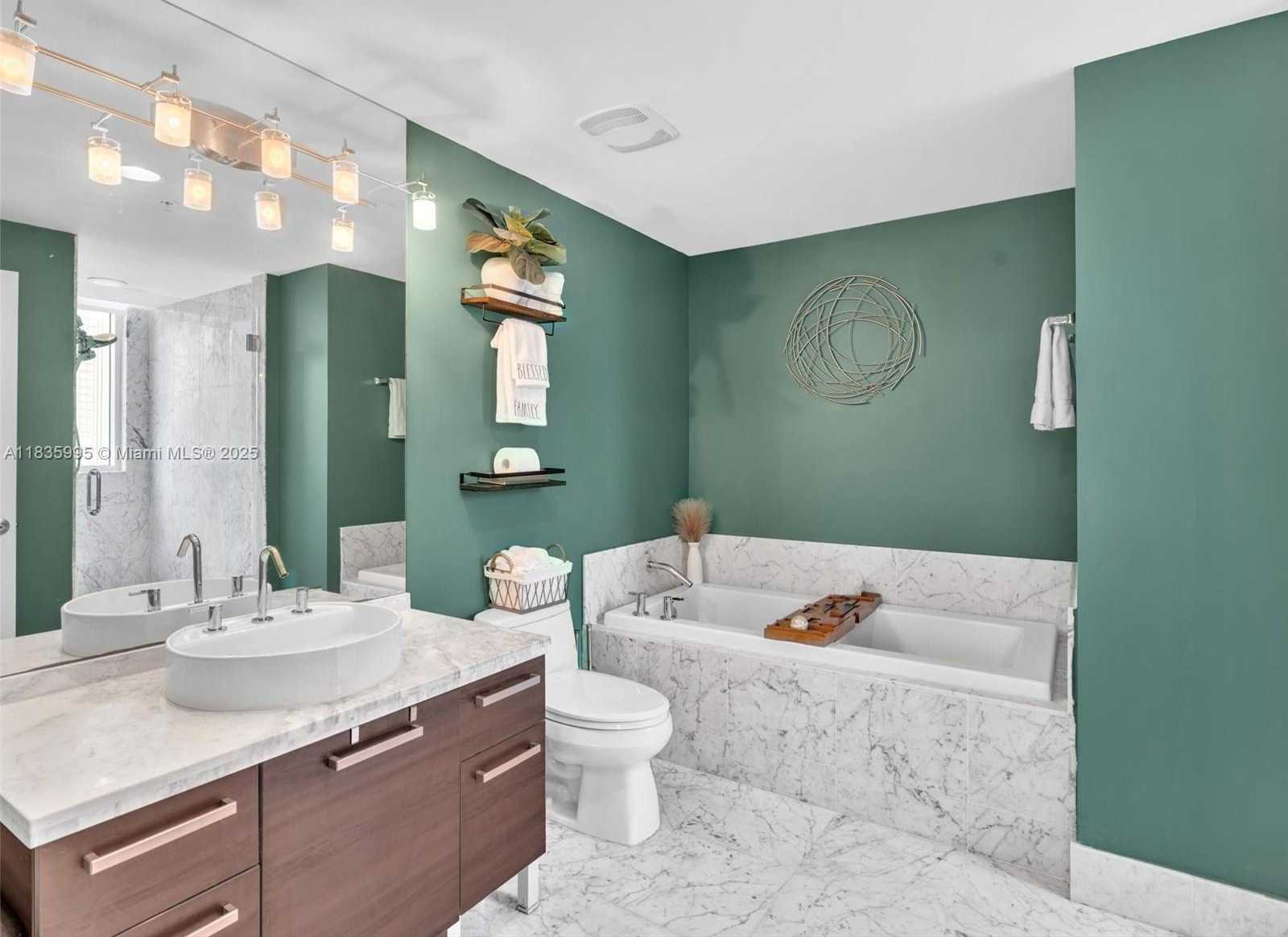 Small Image of 253 NORTH EAST 2ND ST #2208, Miami Number 27