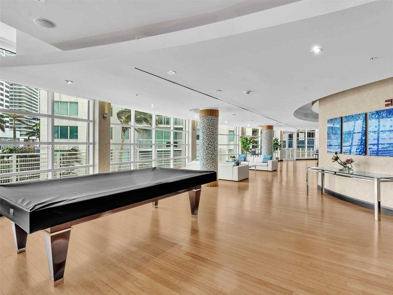 Small Image of 253 NORTH EAST 2ND ST #2208, Miami Number 44