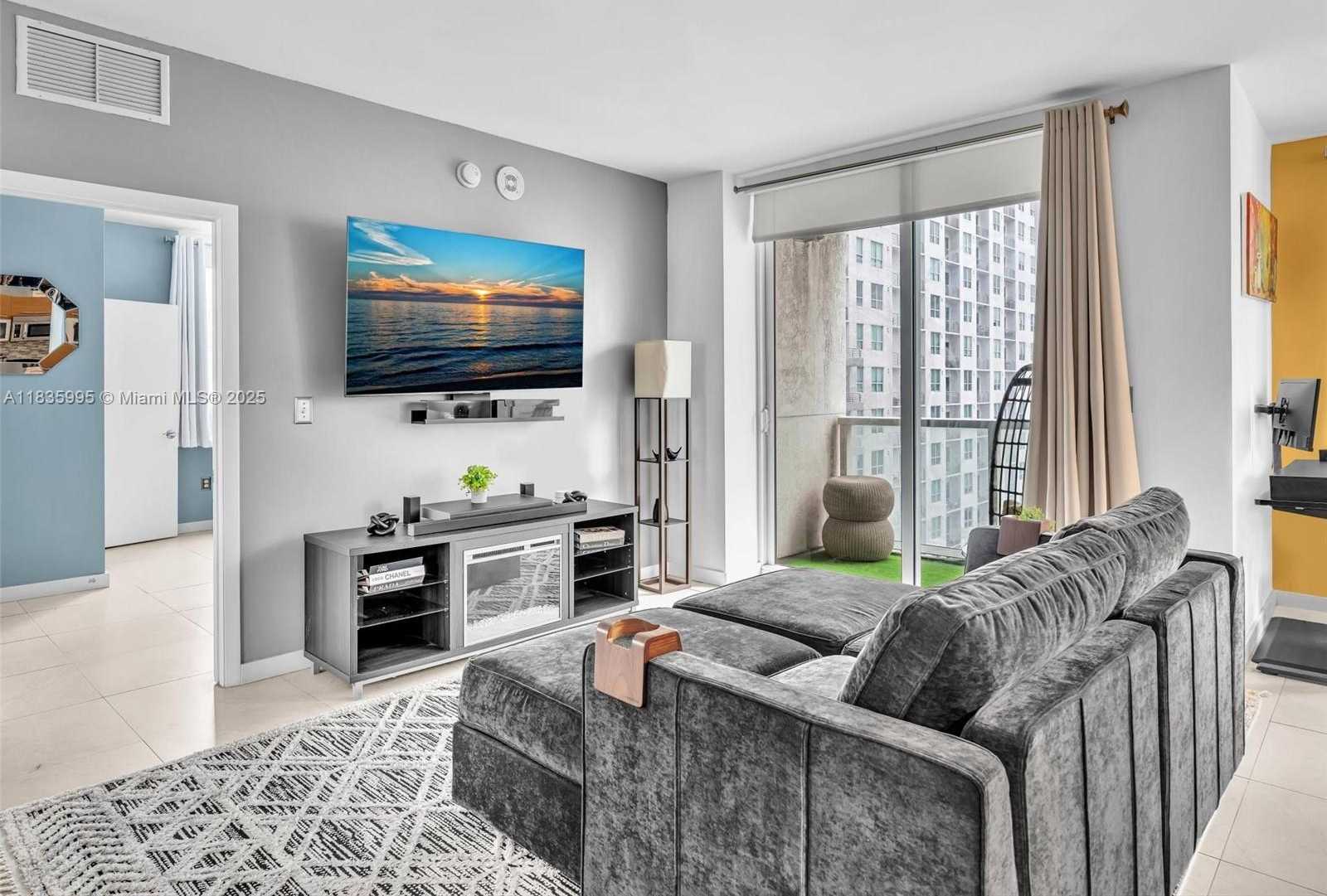 Small Image of 253 NORTH EAST 2ND ST #2208, Miami Number 6