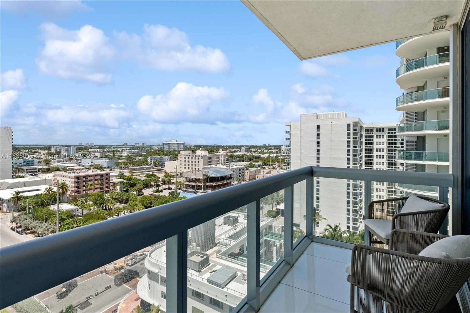 Small Image of Miami Beach Number 10