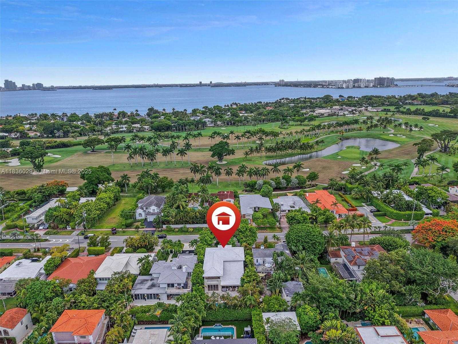Small Image of 5555 LA GORCE DR, Miami Beach Number 40
