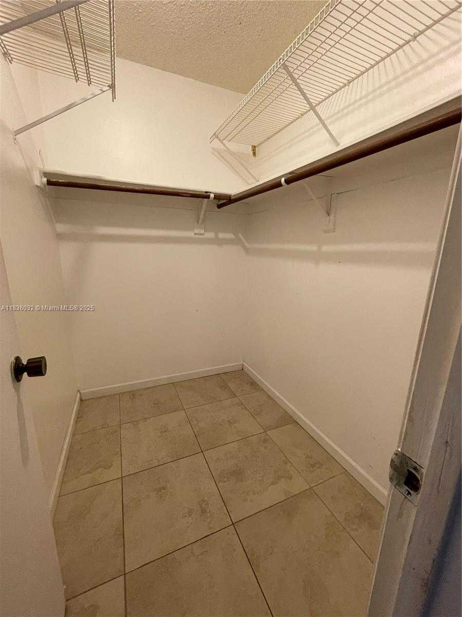 Small Image of 16750 NORTH EAST 10TH AVE #228, North Miami Beach Number 16
