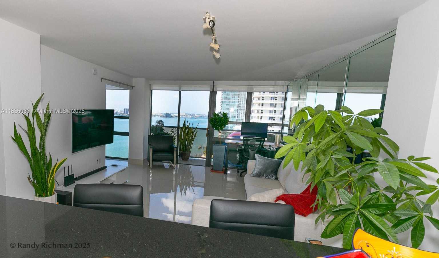 Small Image of 600 NORTH EAST 36TH ST #1820, Miami Number 4