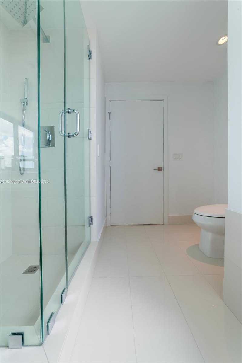 Small Image of 650 NORTH EAST 32ND ST #2808, Miami Number 17