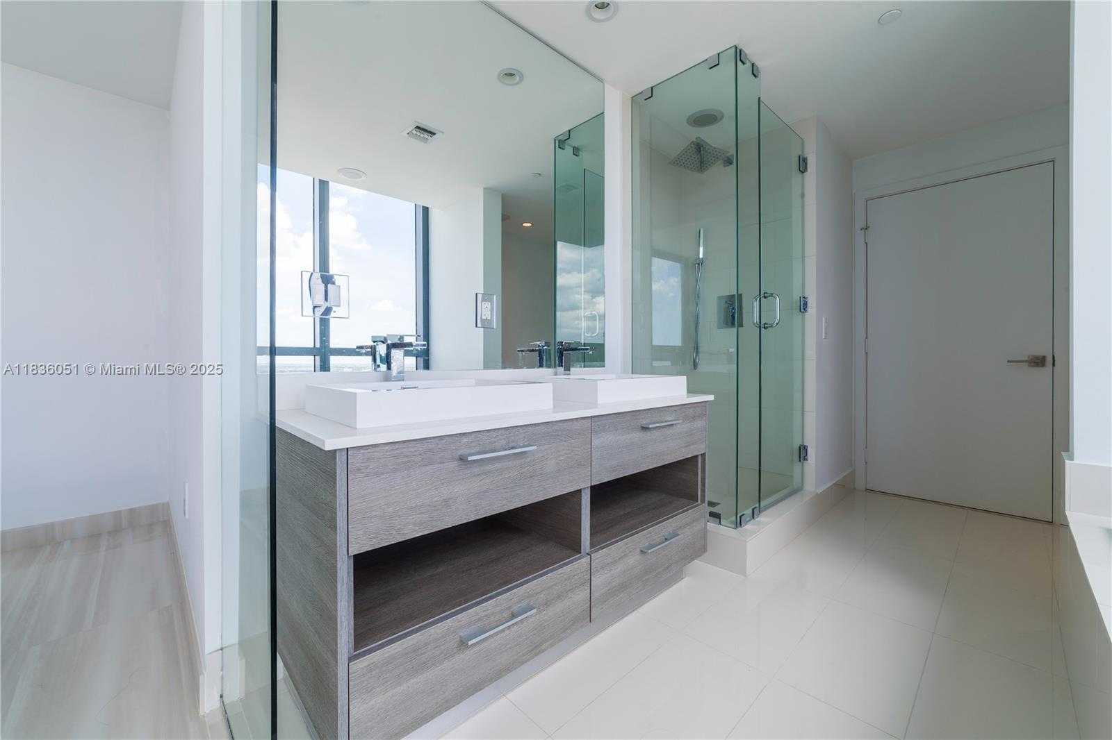 Small Image of 650 NORTH EAST 32ND ST #2808, Miami Number 19