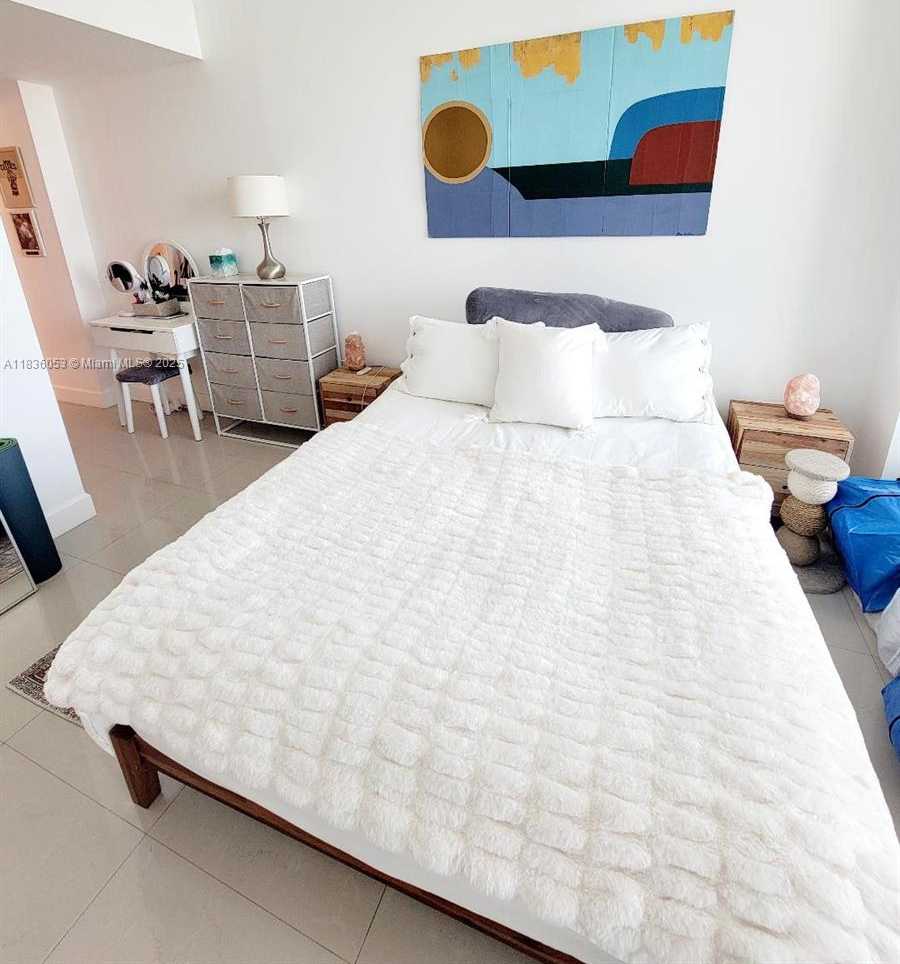 Small Image of 480 NORTH EAST 30TH ST #604, Miami Number 6