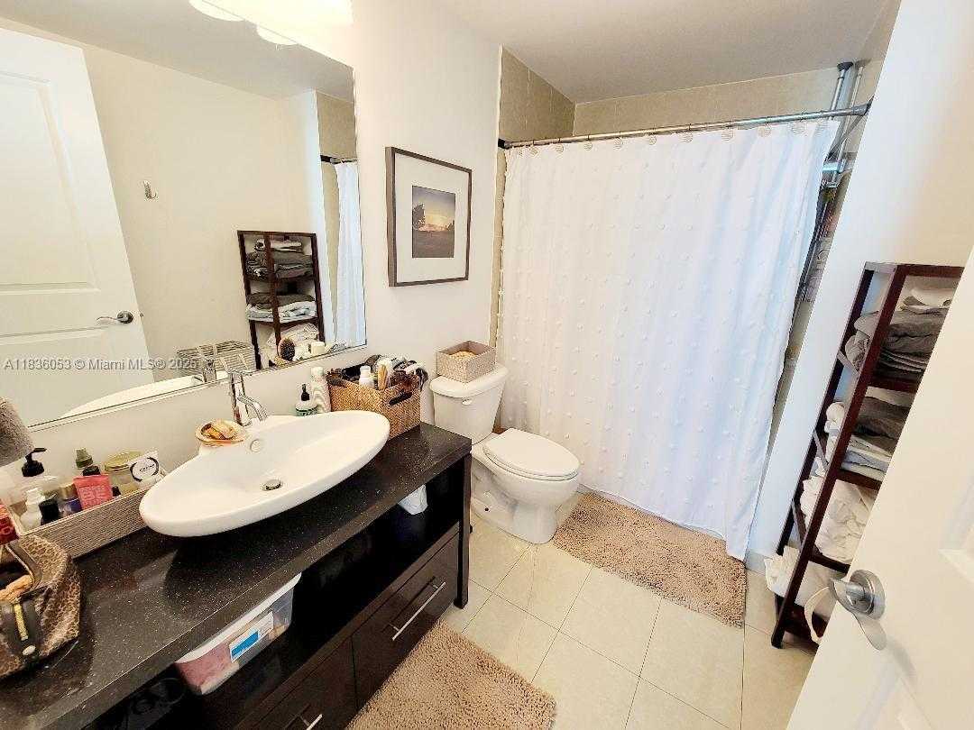 Small Image of 480 NORTH EAST 30TH ST #604, Miami Number 7