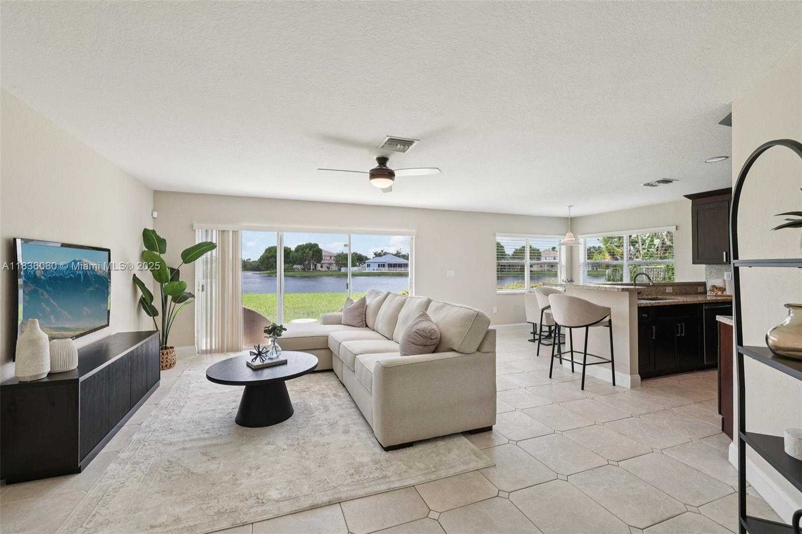 Small Image of 16710 NORTH WEST 12TH ST, Pembroke Pines Number 15