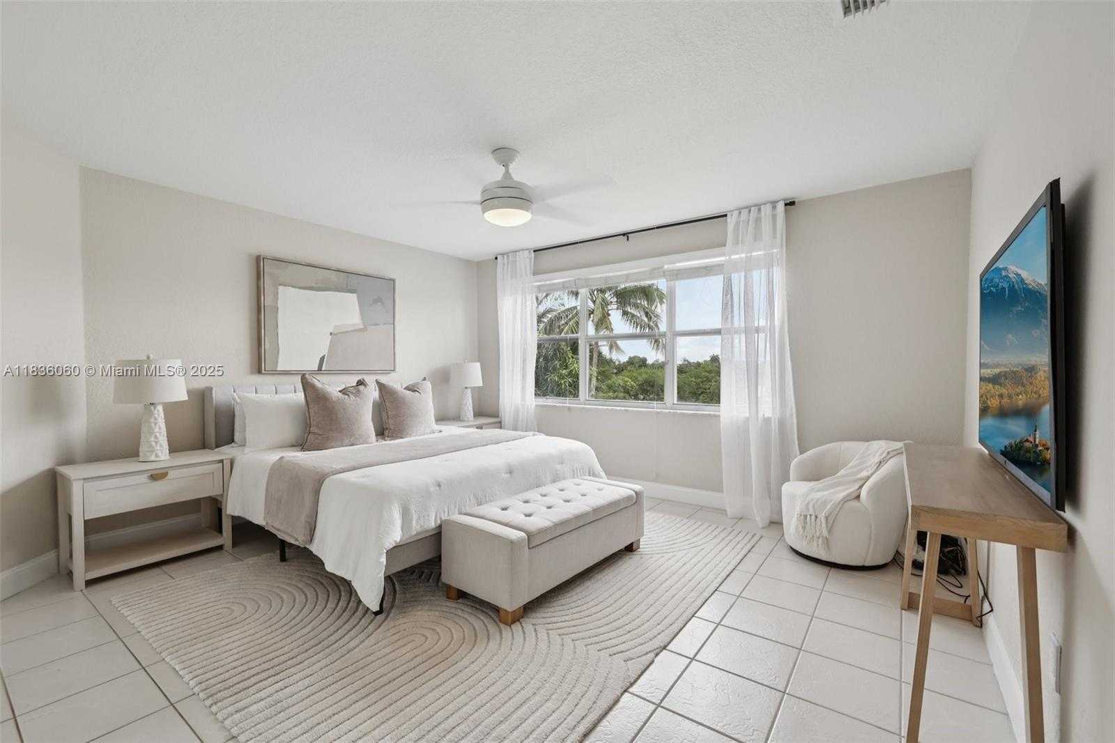 Small Image of 16710 NORTH WEST 12TH ST, Pembroke Pines Number 36